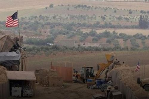 5 tên lửa nhắm vào căn cứ của Mỹ ở Syria