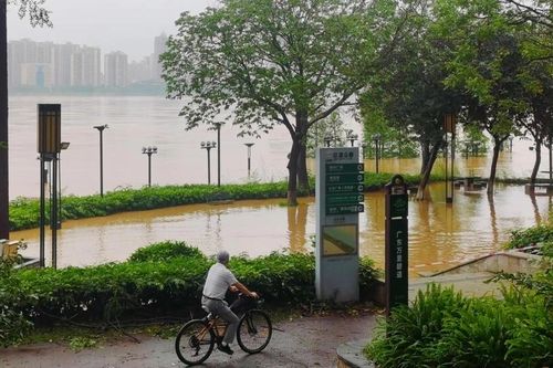 Cảnh báo mưa lũ, mưa lớn kéo dài ngày ở miền Nam Trung Quốc