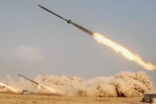 5 quả rocket bắn từ Iraq vào căn cứ quân sự Mỹ ở Syria