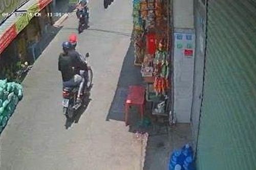 Nam shipper bị trộm mất xe, mất giỏ hàng đựng hơn 80 đơn hàng
