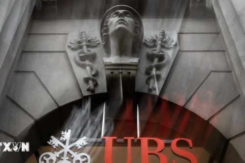 UBS có thể thực hiện cắt giảm nhân sự theo 5 đợt kể từ tháng Sáu