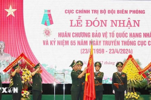 Cục Chính trị Bộ đội Biên phòng đón Huân chương Bảo vệ Tổ quốc hạng Nhất