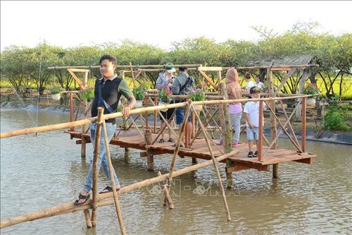 Xây dựng và khai thác sản phẩm du lịch đặc trưng vùng