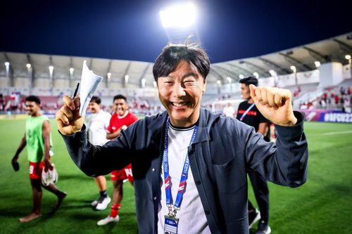 HLV Shin Tae Yong lên đời nhờ... HLV Troussier: 'Park Hang Seo của Indonesia'