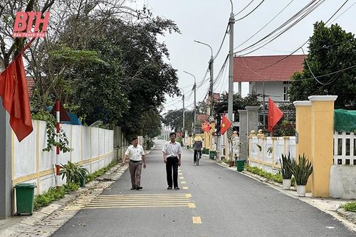 Đảng bộ huyện Đông Sơn phát huy vai trò bí thư chi bộ ở khu dân cư