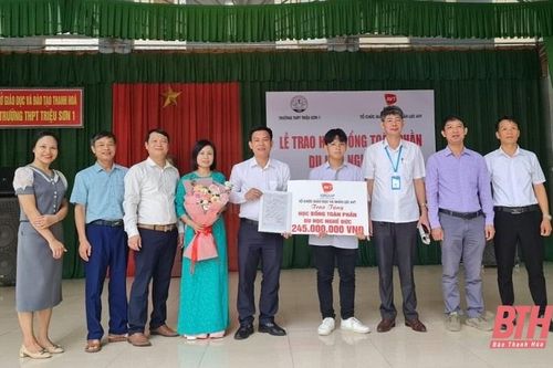 Trao học bổng toàn phần du học nghề Đức cho học sinh nghèo vượt khó