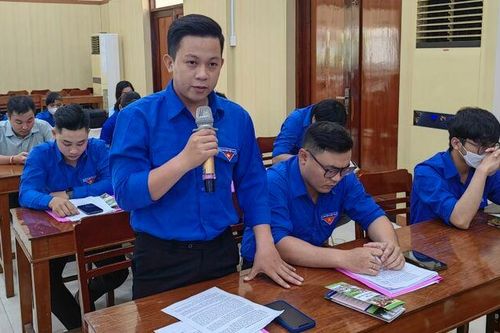Đối thoại giữa Chủ tịch UBND TX. Tân Châu với thanh niên năm 2024