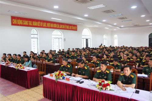 Tập huấn kỹ năng mềm cho cán bộ, giảng viên Trường Sĩ quan Thông tin