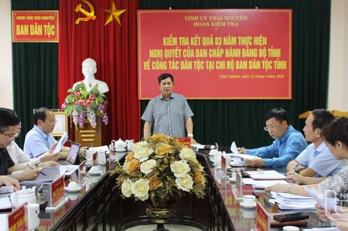 Tăng cường chỉ đạo, tổ chức thực hiện công tác dân tộc