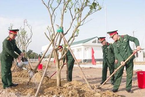 Xây dựng doanh trại 'Chính quy, xanh, sạch, đẹp'