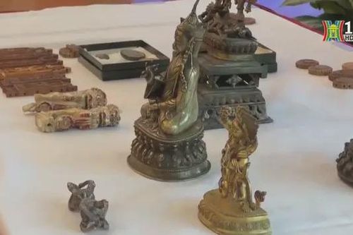 Mỹ trao trả 38 cổ vật cho Trung Quốc