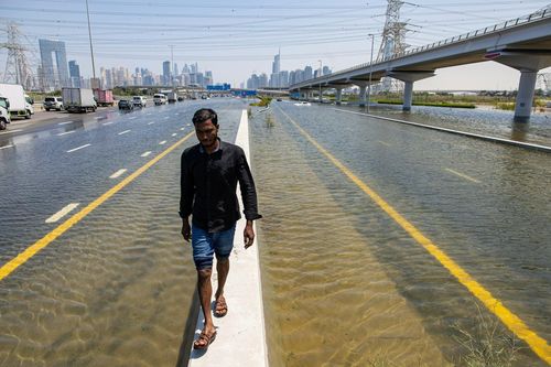 Lũ lụt ở Dubai - Minh chứng thất bại trong chống biến đổi khí hậu toàn cầu