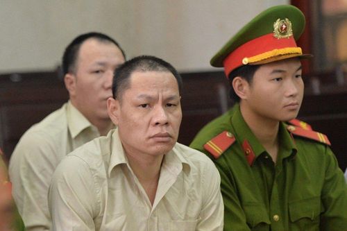 Xét xử mẹ nữ sinh giao gà: Thấy có lỗi, một bị cáo thay đổi lời khai