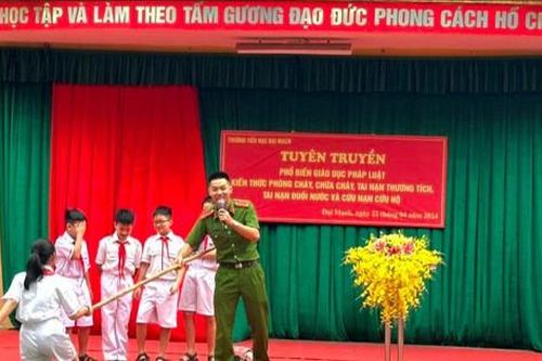 Huyện Đông Anh tuyên truyền pháp luật cho 2.750 giáo viên, học sinh