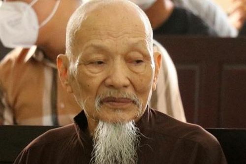 Từ vụ Lê Tùng Vân bị truy tố thêm tội danh: Yếu tố nào cấu thành tội loạn luân?