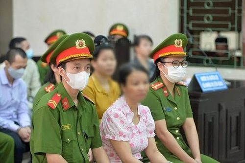 Bác kháng cáo của mẹ nữ sinh giao gà