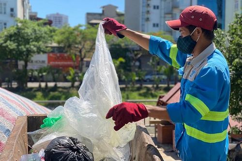 Thời tiết cực đoan gia tăng, người lao động phải đương đầu với nhiều mối nguy hại về sức khỏe