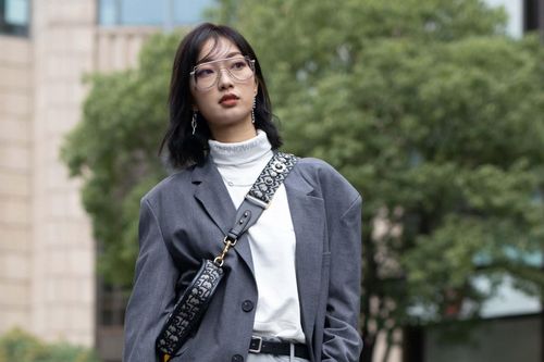 Đồng yen xuống đáy, dân chơi hàng hiệu đổ xô sang Nhật Bản
