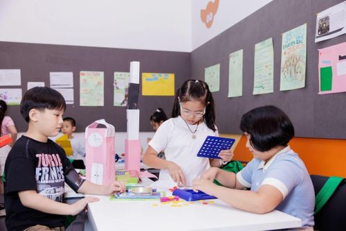 Để mùa hè chất lượng, bố mẹ hạn chế 'nhồi nhét' thời gian biểu của con