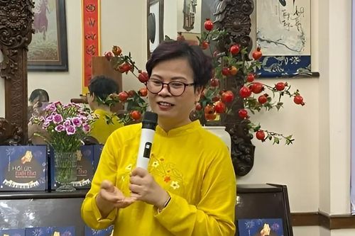 Con gái nhạc sĩ Phạm Tuyên ra tối hậu thư cho cha