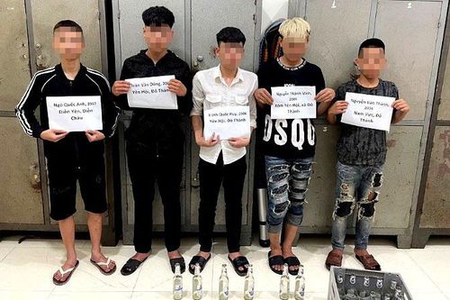 Bắt giữ nhóm thanh niên gây thương tích cho người đi đường