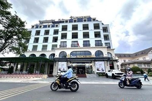 Khách sạn Dalat Prince tại Đà Lạt đã bị thu hồi giấy phép nhưng vẫn hoạt động