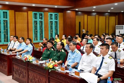 Đoàn bay 919 tiếp tục nỗ lực 'Chinh phục bầu trời'
