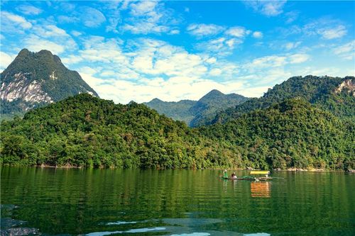 Khởi động đề án du lịch sinh thái rừng phòng hộ Na Hang