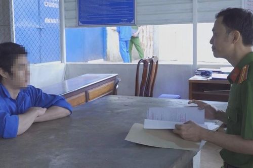 Bắt giữ người trái pháp luật và cưỡng đoạt tài sản, 2 người bị truy tố