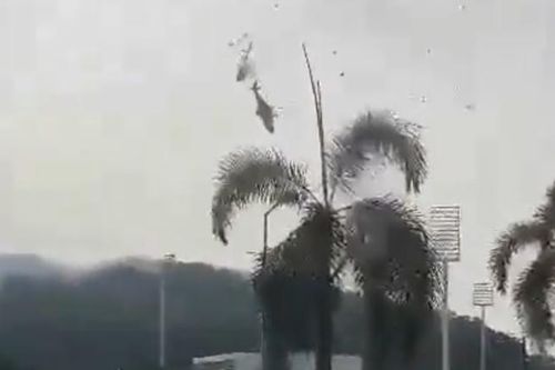 Video khoảnh khắc 2 trực thăng va chạm, không còn ai sống sót