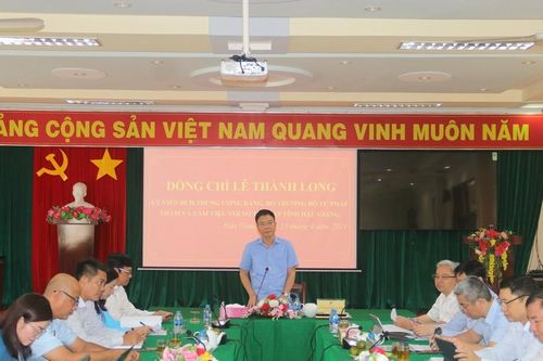 Bộ trưởng Lê Thành Long làm việc với Sở Tư pháp, Cục THADS tỉnh Hậu Giang