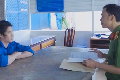 Truy tố 2 bị can về hành vi bắt giữ người trái pháp luật và cưỡng đoạt tài sản