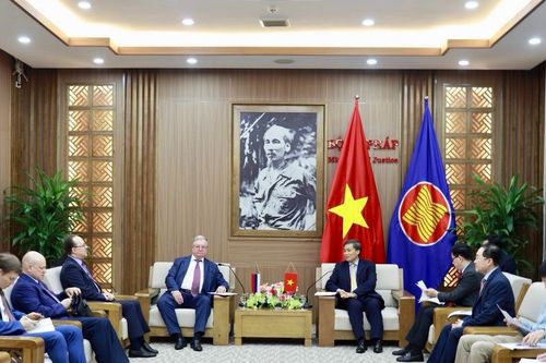 Đẩy mạnh hơn nữa quan hệ pháp luật và tư pháp giữa Cộng hòa xã hội chủ nghĩa Việt Nam – Liên bang Nga