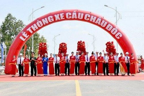 Thêm cây cầu thứ 3 bắc qua sông Hậu