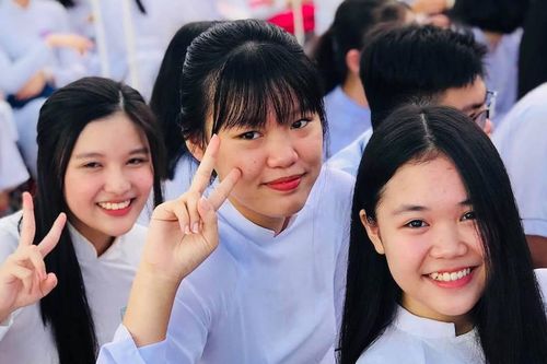Loạt trường chỉ hơn 3 điểm/môn cũng trúng tuyển lớp 10 ở TP.HCM