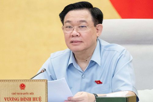 Chủ tịch Quốc hội: Lái xe trên cao tốc không trạm dừng nghỉ tiềm ẩn tai nạn