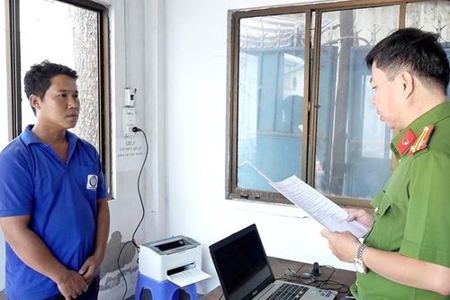 Cháu đâm chết cô ruột vì mâu thuẫn đất đai