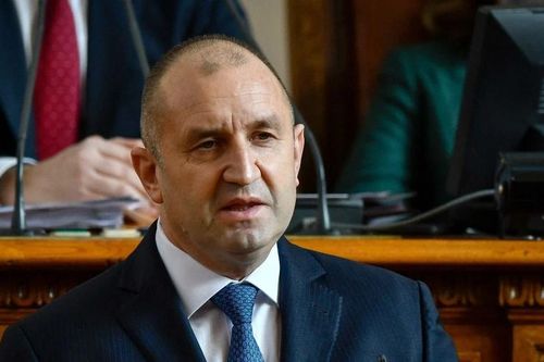 Tổng thống Bulgaria cách chức 2 bộ trưởng mới nhậm chức 2 tuần