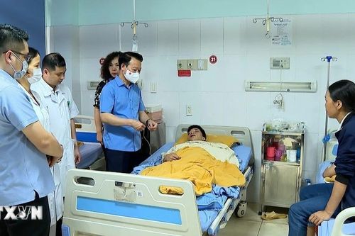 Hỗ trợ nạn nhân vụ tai nạn tại Công ty Cổ phần Ximăng và Khoáng sản Yên Bái