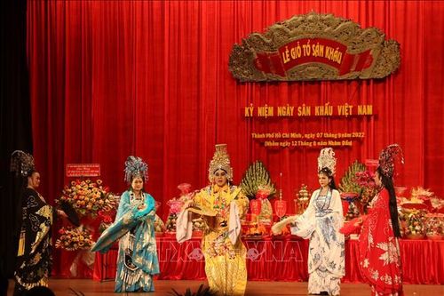 Đưa đề tài sử Việt đến gần với khán giả trẻ