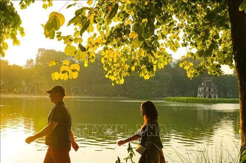 Kéo dài hoạt động không gian đi bộ hồ Hoàn Kiếm dịp nghỉ lễ 30/4 - 1/5