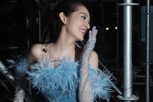 Nữ ca sĩ đình đám thừa nhận đã có con, hé lộ thông tin đầu tiên của nhóc tỳ
