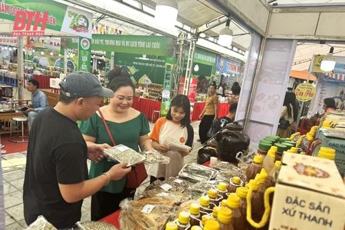 Nhiều sản phẩm đặc trưng vùng miền của Thanh Hóa tham gia Hội chợ Công Thương Tây Bắc - Điện Biên