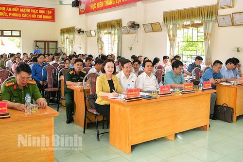 Đoàn đại biểu Quốc hội tỉnh tiếp xúc cử tri huyện Hoa Lư