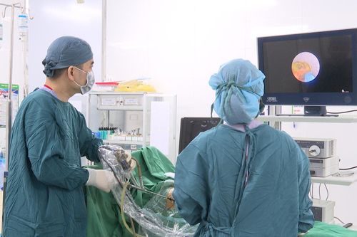 Điều trị thành công bệnh nhân tắc mật do sỏi ngay tại Trung tâm Y tế tuyến huyện