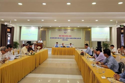 220 năm quốc hiệu Việt Nam