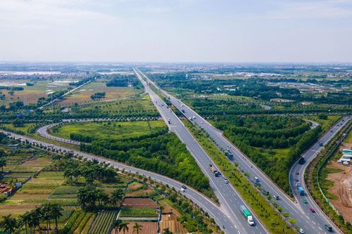 Hà Nội: Đẩy nhanh tiến độ các dự án trọng điểm, giải ngân vốn đầu tư công