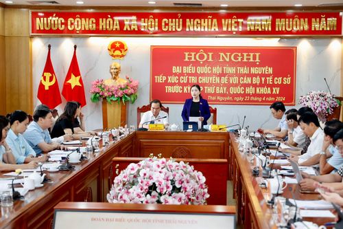 Đoàn ĐBQH tỉnh Thái Nguyên tiếp xúc cử tri chuyên đề với cán bộ y tế cơ sở