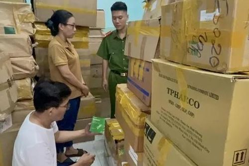 Báo động tình trạng mua bán thuốc tây giả, không rõ nguồn gốc xuất xứ