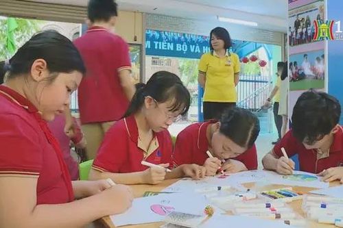 Văn hóa đọc khơi dậy tình yêu sách báo của học sinh